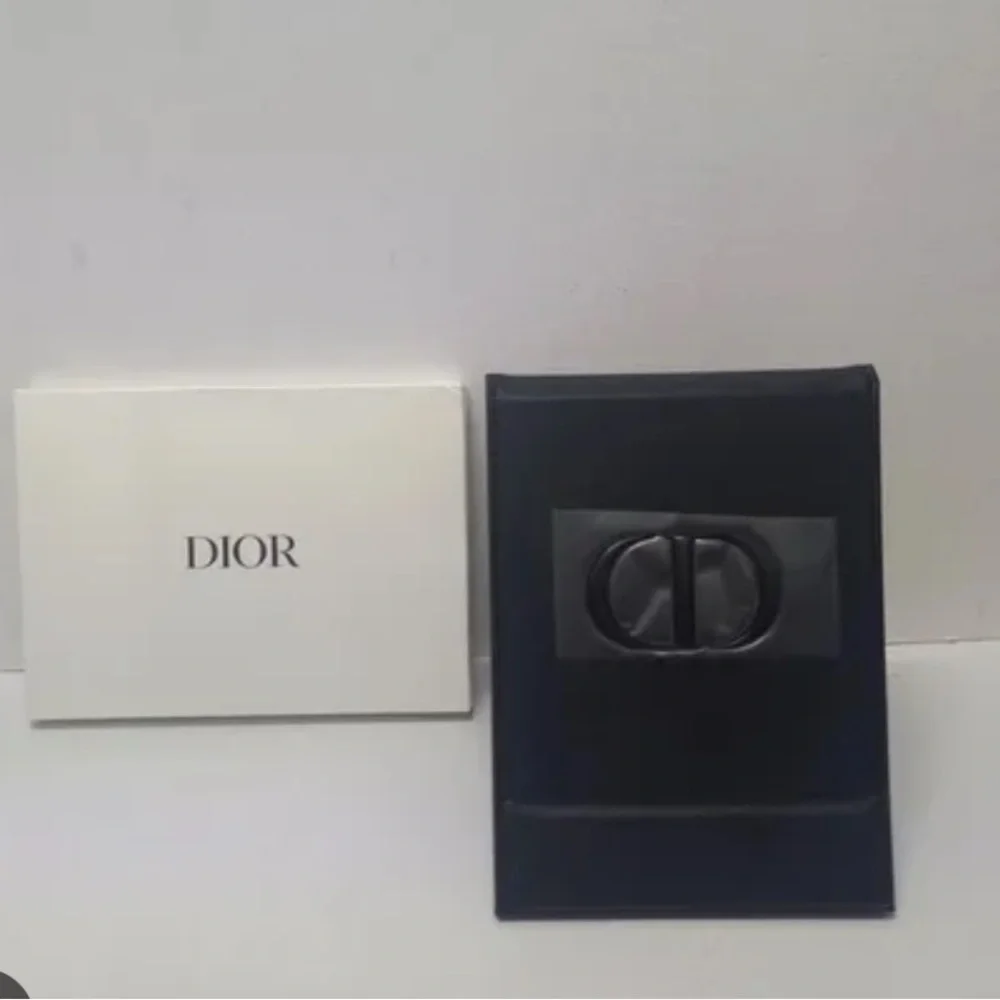Dior Black Leather Card Case with CD Logo - Picture 2 of 10